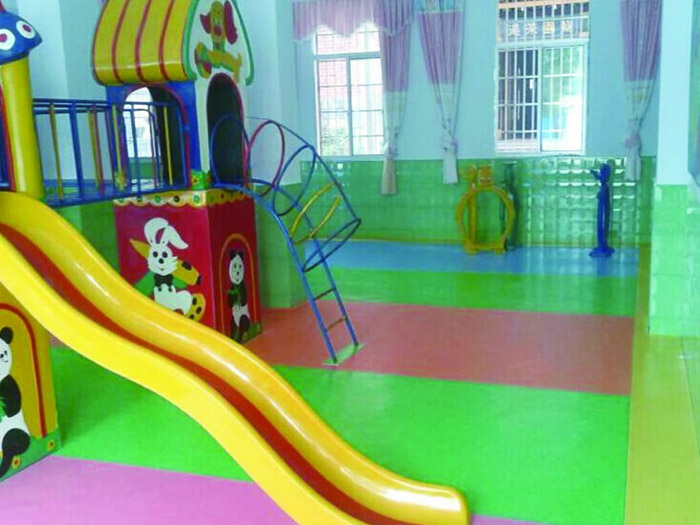 幼兒園地板實(shí)例8